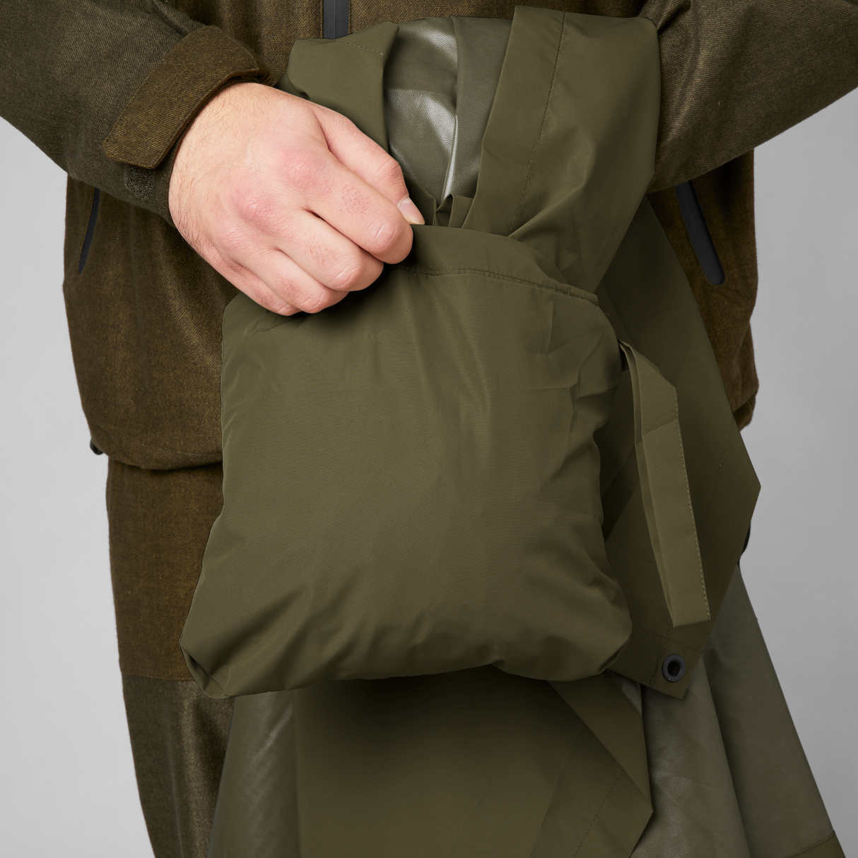 Taxus Regenponcho Pine green - Seeland