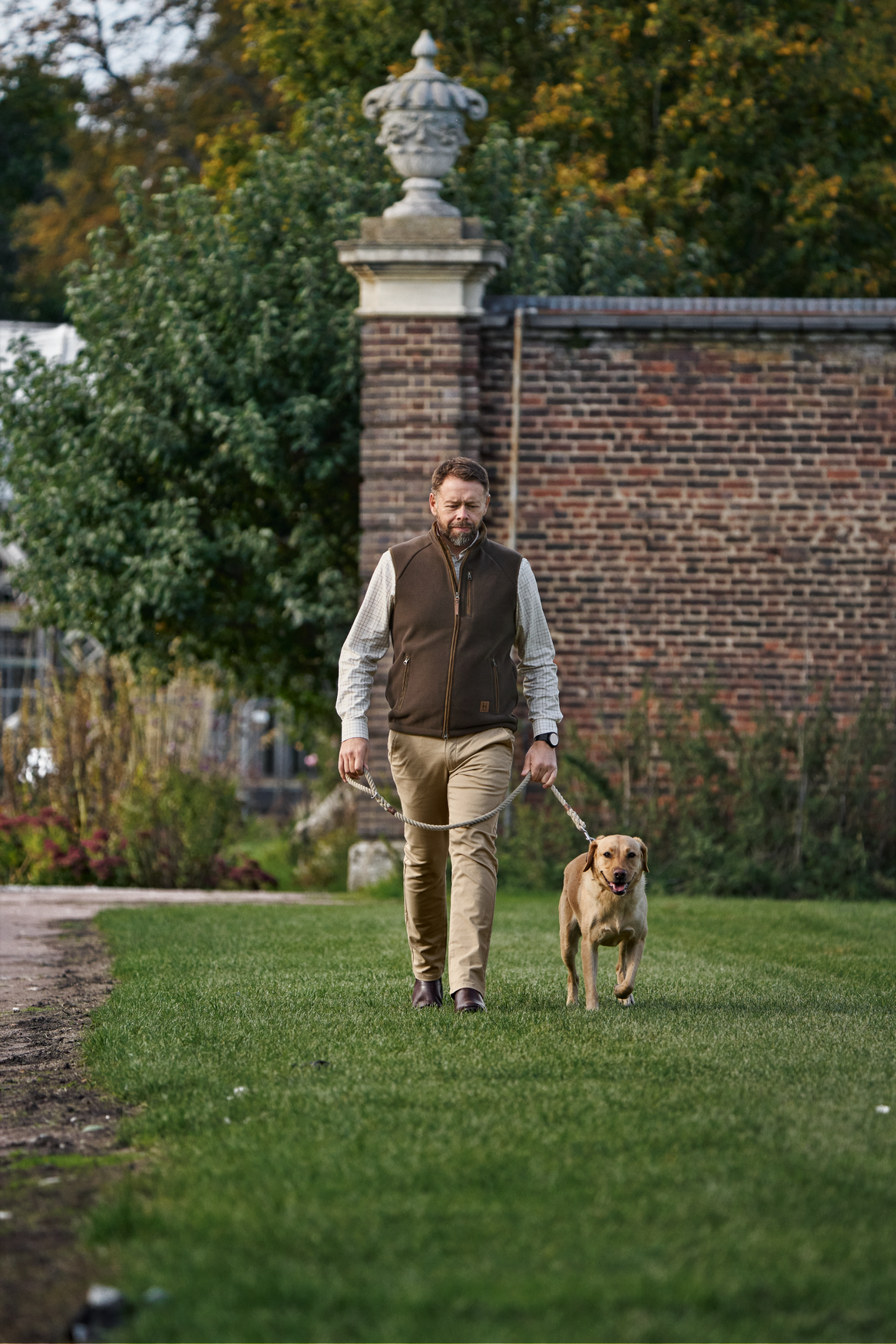 Sherpa Fleeceweste Demitasse brown – Härkila