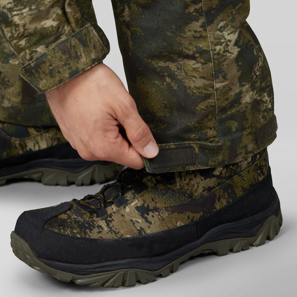 Avail Camo Hose InVis green - Seeland