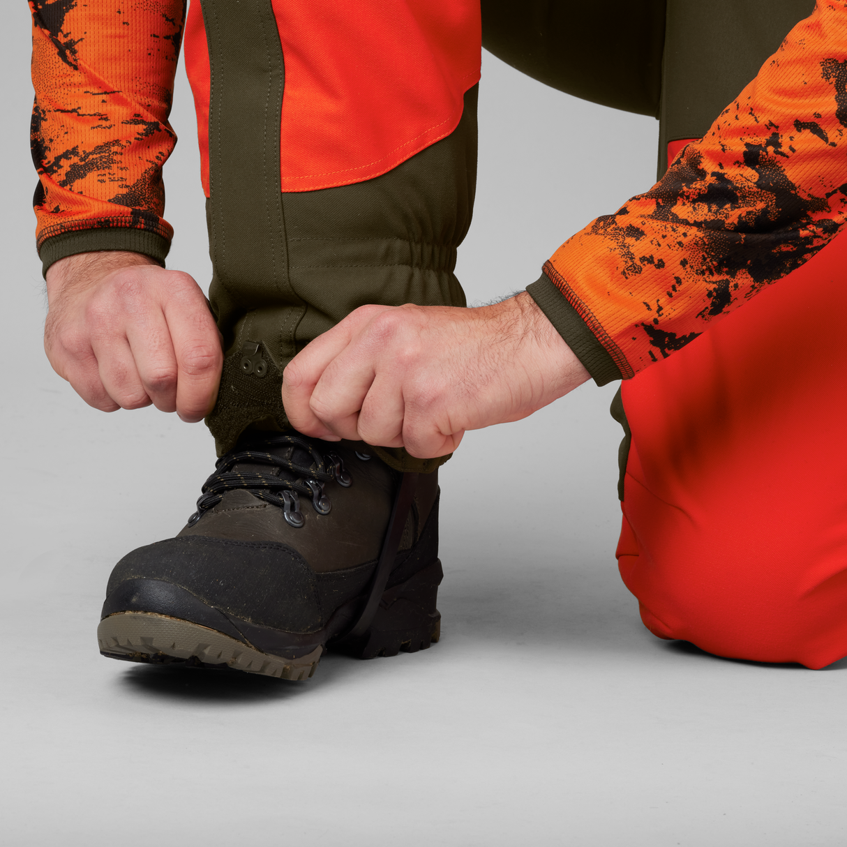 Wildboar Pro Gamaschen Orange blaze/Willow green - Härkila