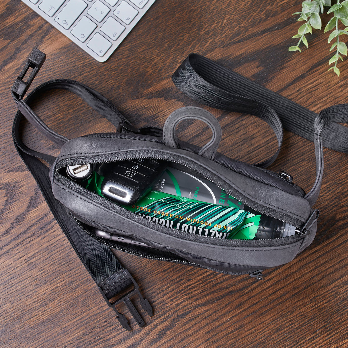 Bauchtasche Schwarz – Corium