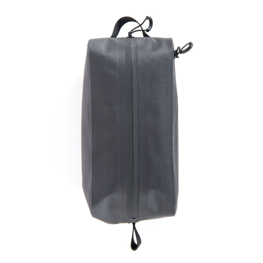 Kulturtasche Schwarz – Life Venture