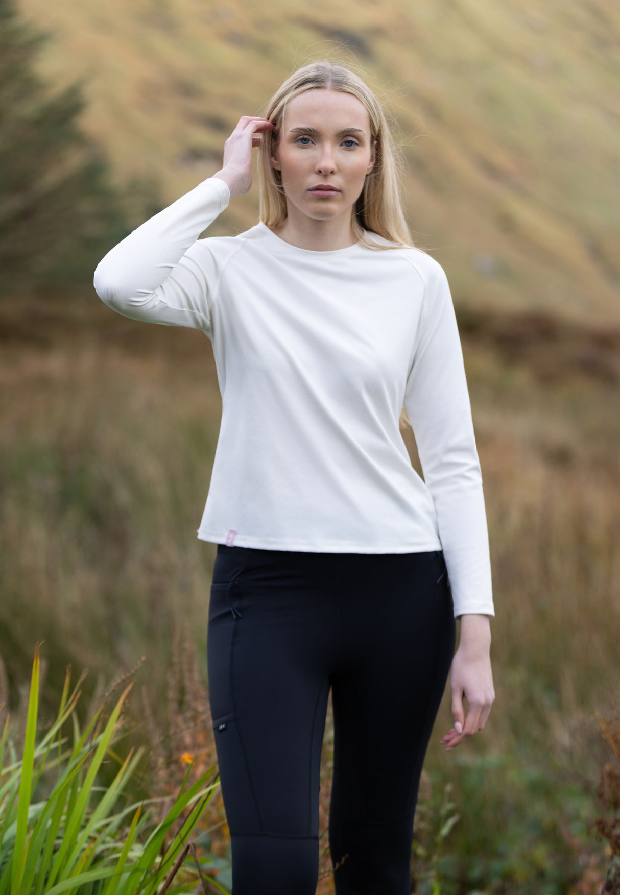 Anneliese - White - Trespass
