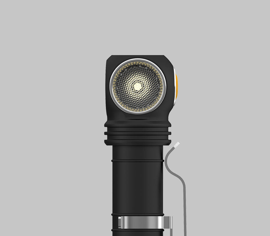 Wizard C2 Pro Nichia / Warmweiß / 1600 lm / CRI>90 / TIR 70°:120° / +Holster / 1x18650 (inkl.) / Magnet-USB - Armytek