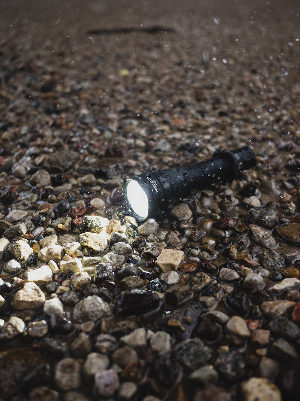 Predator Pro Magnet USB - Weiß - 1500 lm - 5°:40° - Armytek
