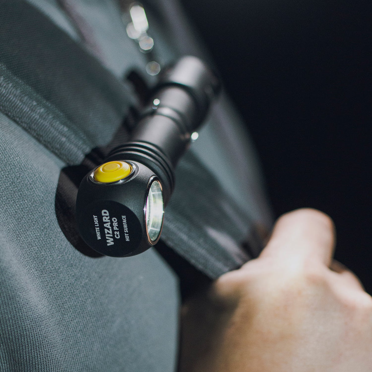 Wizard C2 Pro Weiß - 2500 lm - Inklusive Holster - Armytek
