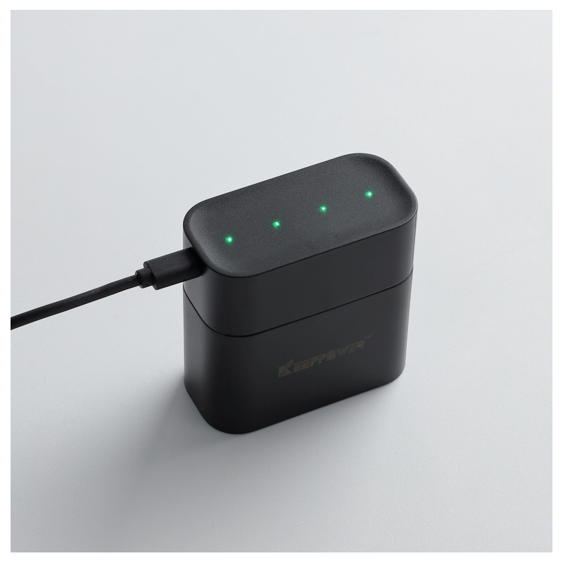 Keeppower i4 – 4 wiederaufladbare AA-Batterien mit Ladegerät