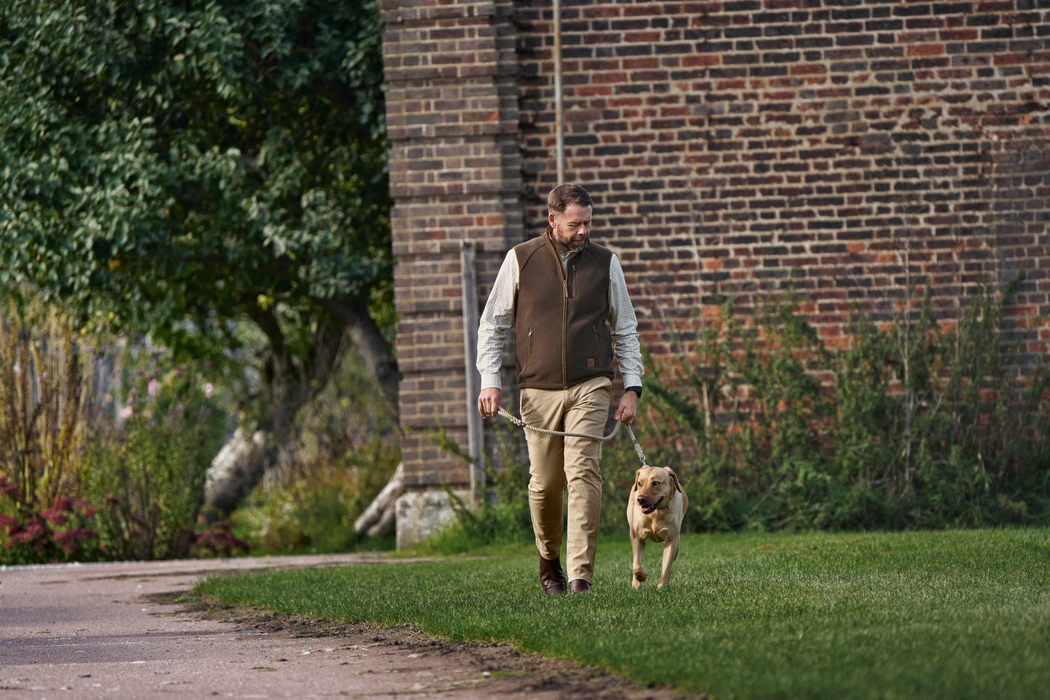 Sherpa Fleeceweste Demitasse brown – Härkila