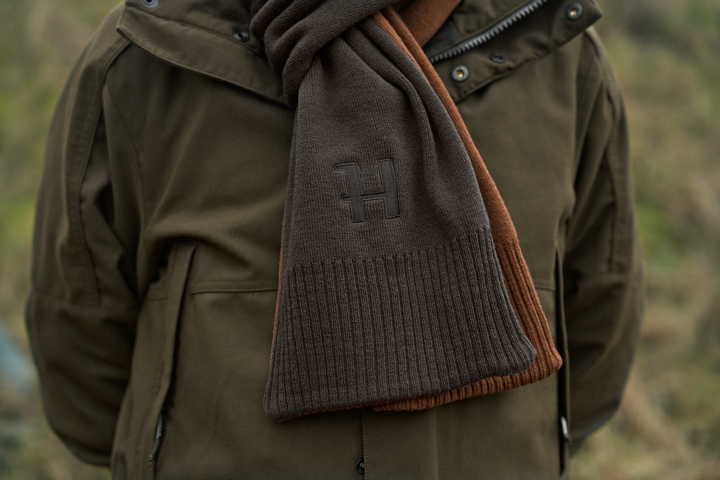 Wendbarer Schal Shadow brown/Rustique clay – Härkila