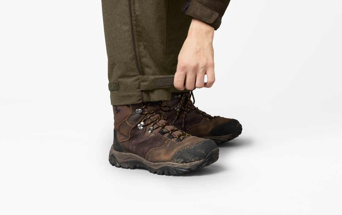 Verfügbare isolierte Hose Aya Pine green/Demitasse brown - Seeland