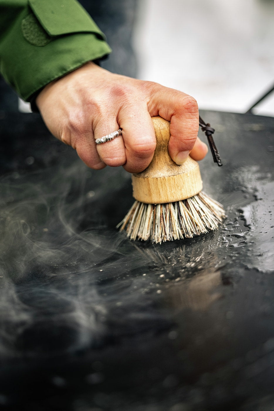 Spülbürste aus Holz – Hallmark