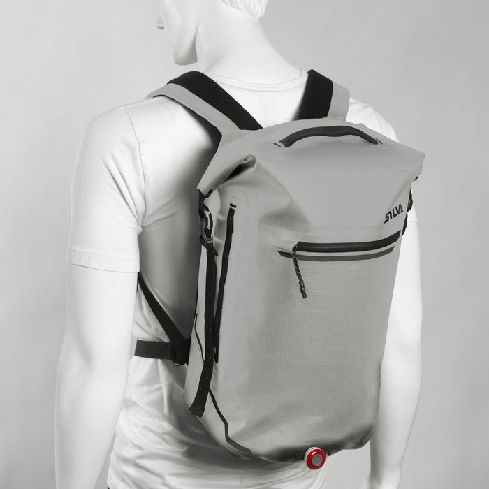 360 Orbit 25L - Silva