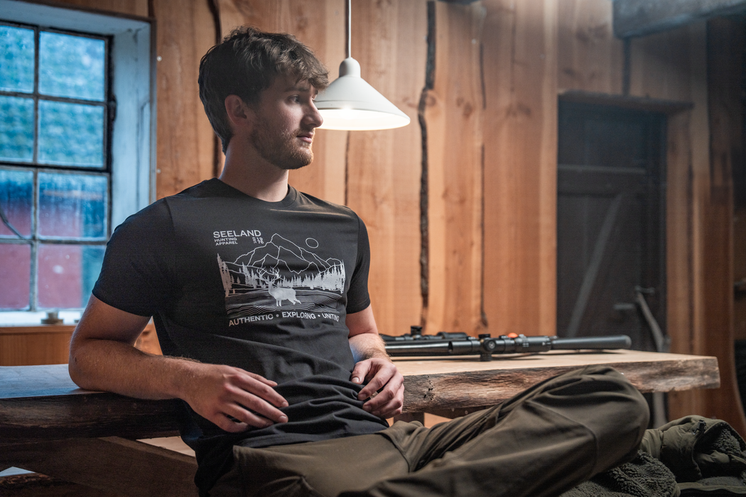 T-Shirt Schwarz – Seeland