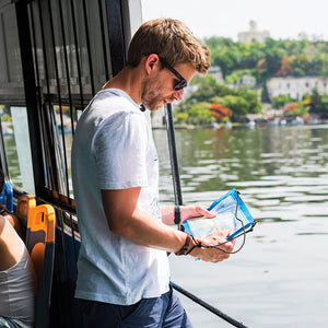 Wasserdichte Kartenhülle Grau – Life Venture