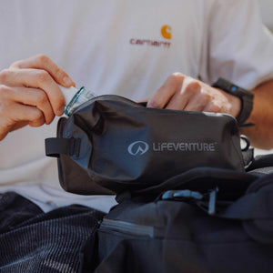 Kulturtasche Schwarz – Life Venture