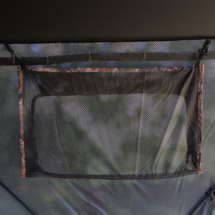 Tarnzelt mit Camouflage