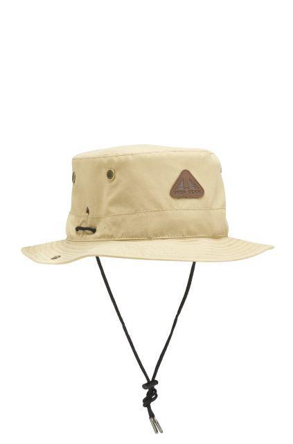 Tabora Hut - Sand - Swedteam