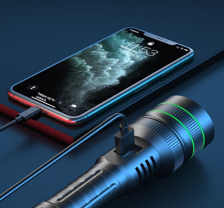 Extrem leistungsstarke Taschenlampe 10.000 Lumen + Powerbank - Ignition