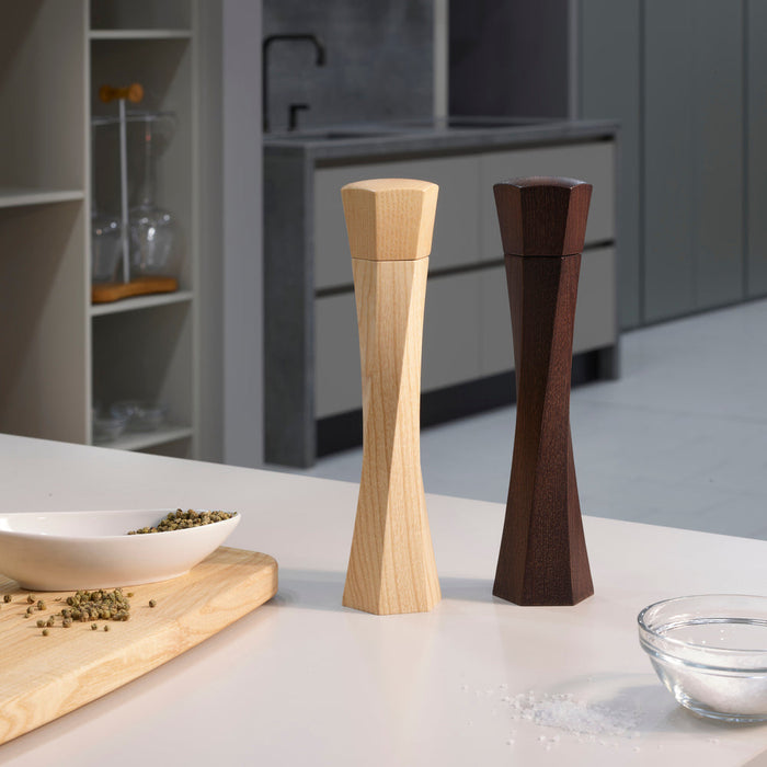 Legnoart TWIST, Salz-/Pfeffer-Keramikmühle, klein – in heller Asche
