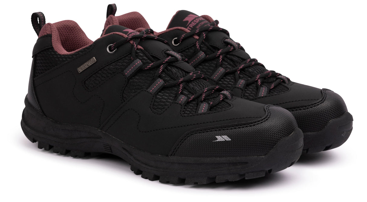 Mitzi Low Cut - Black - Trespass