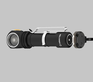Wizard C2 Pro Weiß - 2500 lm - Inklusive Holster - Armytek