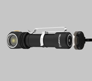 Wizard C2 Pro Nichia / Warmweiß / 1600 lm / CRI>90 / TIR 70°:120° / +Holster / 1x18650 (inkl.) / Magnet-USB - Armytek