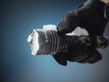 Viking Pro Magnet USB - Weiß - 2200 lm - 11°:40° - Armytek