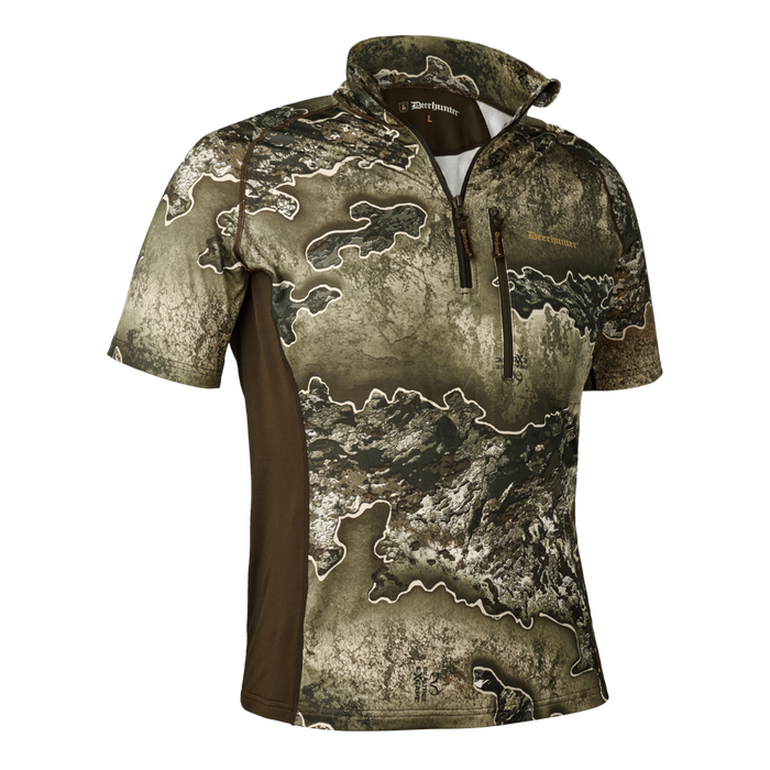 Isoliertes Excape-T-Shirt mit Reißverschluss am Kragen – Excape – Deerhunter