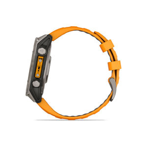 fēnix® 8 – 47 mm, AMOLED, Saphir, Titan mit Spark Orange/Graphite Silikonarmband – Garmin