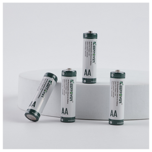 Keeppower i4 – 4 wiederaufladbare AA-Batterien mit Ladegerät