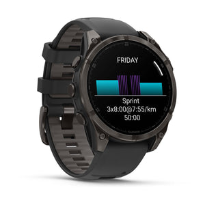 fēnix® 8 – 47 mm, AMOLED, Saphir, Carbon Grey DLC-Titan mit Schwarz/Pebble Grey Silikonarmband – Garmin