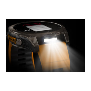 fēnix® 8 – 51 mm, AMOLED, Sapphire, Titanium mit Spark Orange/Graphite Silikonarmband – Garmin