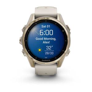 fēnix® 8 – 43 mm, AMOLED, Sapphire, Soft Gold mit Fog Grey/Dark Sandstone Silikonarmband – Garmin