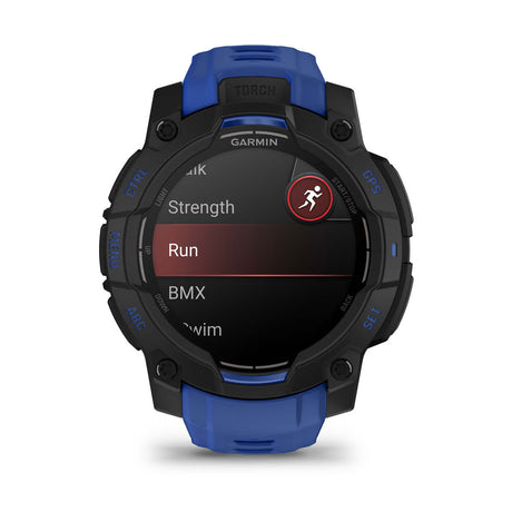 Instinct® 3 – 45 mm, AMOLED, Schwarz mit Bolt Blue/Schwarz Armband – Garmin