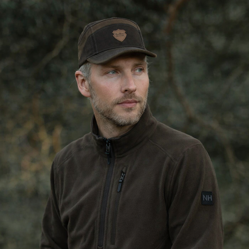 ROALD Grün - Northern hunting