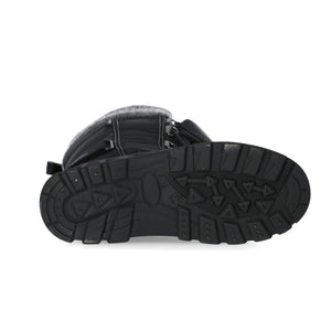 Strachan - Black - Trespass