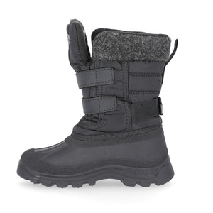 Strachan II - Black - Trespass