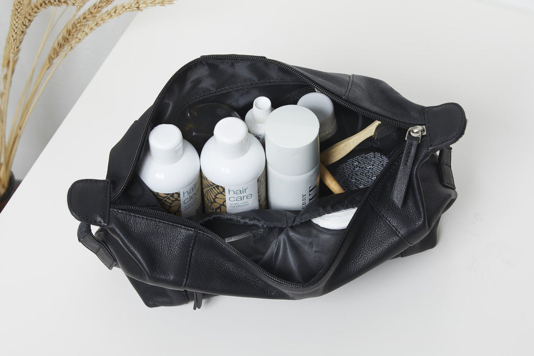 Kulturbeutel aus Leder – Schwarz – Corium