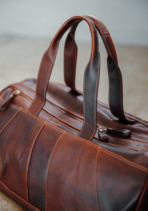 Reisetasche aus Leder – Dunkelbraun – Corium